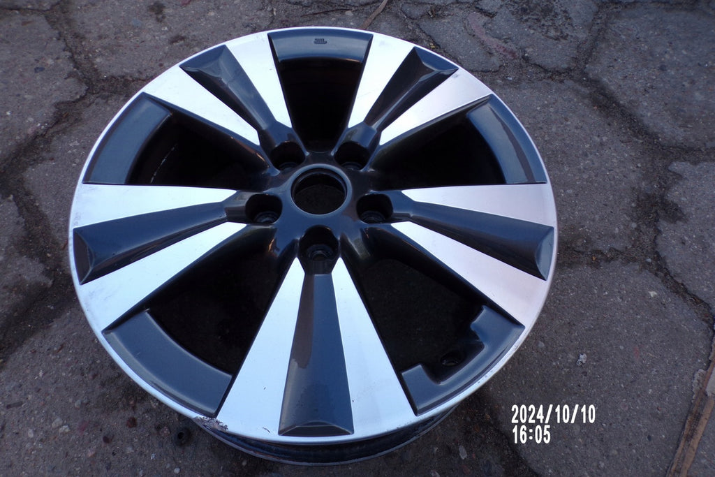 1x Alufelge 17 Zoll 6.5" 5x114.3 45ET Glanz Graphit 5JX17 3NA3A Mg Pulsar