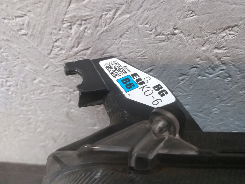 Frontscheinwerfer Toyota 4 Yaris Links Scheinwerfer Headlight