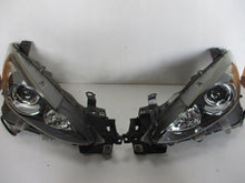 Laden Sie das Bild in den Galerie-Viewer, Frontscheinwerfer Mazda 3 Ein Stück (Rechts oder Links) Scheinwerfer Headlight SCH6291002215qh