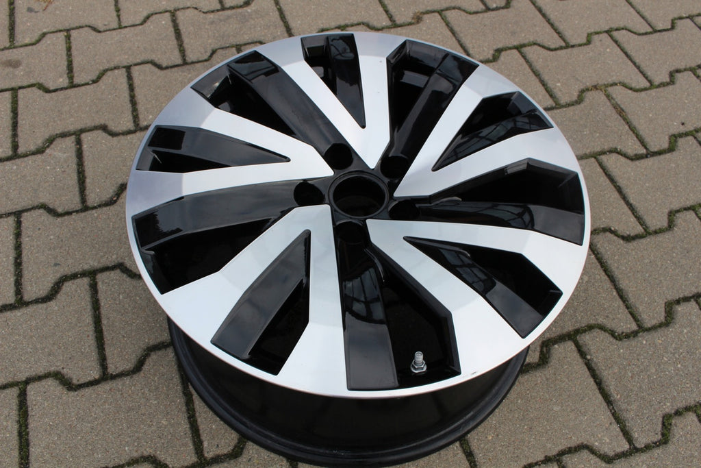 1x Alufelge 18 Zoll 8.0" 5x112 25ET Glanz Schwarz 760601025M Audi Q7 Touareg FEL2632763028vv