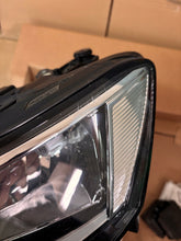 Laden Sie das Bild in den Galerie-Viewer, Frontscheinwerfer VW T-Roc BL276HV17L Links Scheinwerfer Headlight SCH4549044678ll