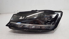 Laden Sie das Bild in den Galerie-Viewer, Frontscheinwerfer Skoda Fabia III 6V1941015F Links Scheinwerfer Headlight SCH3966203219ly