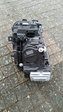 Laden Sie das Bild in den Galerie-Viewer, Frontscheinwerfer Mercedes-Benz Glb A2479062005 LED Rechts Headlight SCH4439068775ik