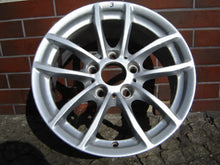 Load image into Gallery viewer, 1x Alufelge 16 Zoll 7.0&quot; 5x120 40ET Glanz Silber 6796202 BMW 1 F20 Rim Wheel