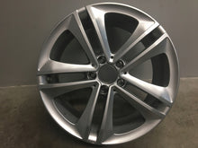 Laden Sie das Bild in den Galerie-Viewer, 1x Alufelge 18 Zoll 8.0&quot; 5x112 A2574010100 Mercedes-Benz Cls Rim Wheel