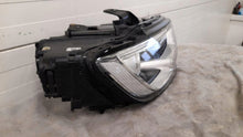 Laden Sie das Bild in den Galerie-Viewer, Frontscheinwerfer Audi A3 8V0941044E Rechts Scheinwerfer Headlight