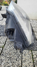 Laden Sie das Bild in den Galerie-Viewer, Frontscheinwerfer Tesla S 600590600C Xenon Links Scheinwerfer Headlight