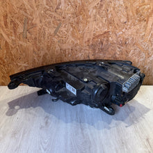 Load image into Gallery viewer, Frontscheinwerfer Audi A1 82A941034D 82A941033D LED Ein Satz Headlight