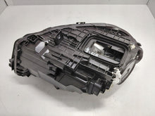 Laden Sie das Bild in den Galerie-Viewer, Frontscheinwerfer Mercedes-Benz W177 A1779062106 Links Scheinwerfer Headlight SCH9206133903vp