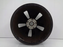 Laden Sie das Bild in den Galerie-Viewer, 1x Alufelge 17 Zoll 6.5" 5x100 39ET Glanz Silber 2GM601025M Mg T-Cross Rim Wheel FEL8938044541in