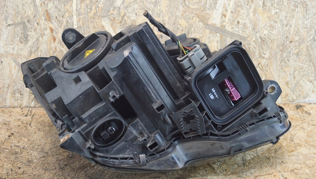 Frontscheinwerfer Mercedes-Benz W204 A2048204539 Xenon Rechts oder Links SCH8349884089or