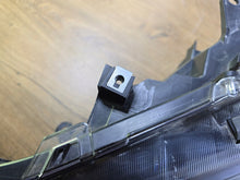 Load image into Gallery viewer, Frontscheinwerfer Toyota V LED Links Scheinwerfer Headlight SCH8730303193en