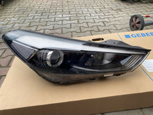 Laden Sie das Bild in den Galerie-Viewer, Frontscheinwerfer Hyundai Tucson 92102D7000 D7921110B0 Rechts Headlight SCH5685453184nd