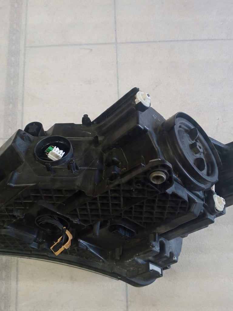 Frontscheinwerfer Skoda Superb III 3V1941016B Xenon Rechts Headlight