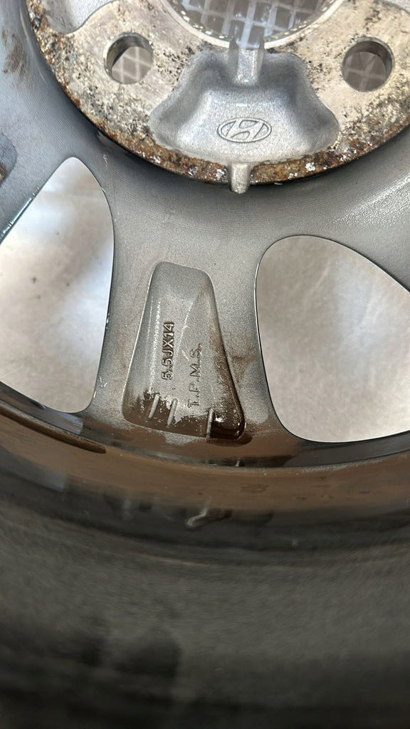 1x Alufelge 14 Zoll 5.5" 4x114.3 52910-B9500 Hyundai I10 Rim Wheel FEL8460900622ls