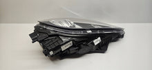 Laden Sie das Bild in den Galerie-Viewer, Frontscheinwerfer Porsche Macan 95b 95B941031FH Xenon Links Headlight SCH4937112209ws