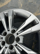 Load image into Gallery viewer, 1x Alufelge 17 Zoll 8.0" 5x112 48ET A2124015602 Mercedes-Benz W212 Rim Wheel FEL3385418391qs