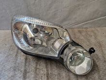 Laden Sie das Bild in den Galerie-Viewer, Frontscheinwerfer Skoda Yeti 5L1941016A FALSE Scheinwerfer Headlight SCH2056643499jc