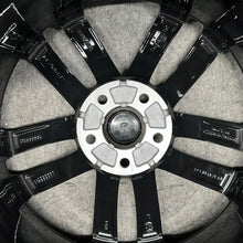 Laden Sie das Bild in den Galerie-Viewer, 4x Alufelge 18 Zoll 7.5" 5x112 51ET Glanz Schwarz 5G0601025AF VW Golf Vii FEL3964717910mj