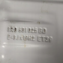 Load image into Gallery viewer, 1x Alufelge 19 Zoll 8.0" 5x112 39ET Glanz Silber 8R0601025BD Audi Rim Wheel FEL6042929598ph