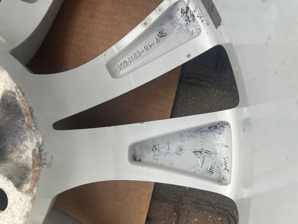 1x Alufelge 19 Zoll 8.0" 5x120 40ET Glanz Silber 1024183-00-A Tesla S Rim Wheel FEL7754185438xu