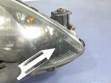 Laden Sie das Bild in den Galerie-Viewer, Frontscheinwerfer Mazda II D65151030 Links Scheinwerfer Headlight