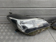 Laden Sie das Bild in den Galerie-Viewer, Frontscheinwerfer Toyota Yaris Ein Satz Scheinwerfer Headlight SCH8725543045hh