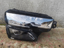Laden Sie das Bild in den Galerie-Viewer, Frontscheinwerfer Skoda Karoq 57B941036 Rechts Scheinwerfer Headlight SCH3104920551dw