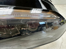 Laden Sie das Bild in den Galerie-Viewer, Frontscheinwerfer Honda Civic I 100-8F06 LED FALSE Scheinwerfer Headlight SCH1346812375jn