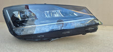 Laden Sie das Bild in den Galerie-Viewer, Frontscheinwerfer Skoda Fabia III 6V1941016E Rechts Scheinwerfer Headlight SCH8473744699nx