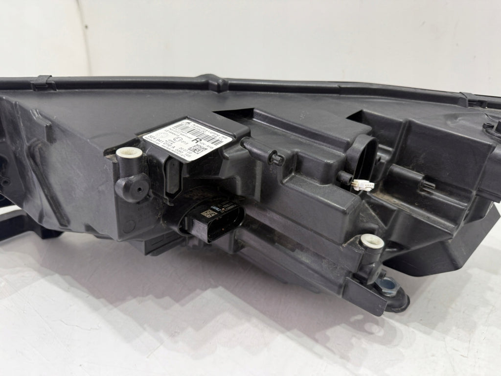 Frontscheinwerfer Skoda Octavia IV 5E4941015A 5E4941016A Ein Satz Headlight SCH3364774562bh