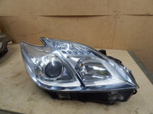 Laden Sie das Bild in den Galerie-Viewer, Frontscheinwerfer Toyota Prius Rechts Scheinwerfer Headlight SCH5783092639or
