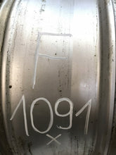 Load image into Gallery viewer, 1x Alufelge 17 Zoll 7.0" 5x114.3 48ET Glanz Silber 52910-2P270 Kia Sorento Ii FEL4022473712lr