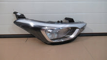 Laden Sie das Bild in den Galerie-Viewer, Frontscheinwerfer Hyundai I20 92102C8000 LED Rechts Scheinwerfer Headlight