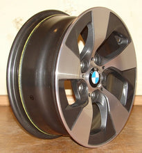 Laden Sie das Bild in den Galerie-Viewer, 1x Alufelge 16 Zoll 7.0" 5x120 31ET Glanz Grau 6870611 BMW 3 F30 Mg Rim Wheel FEL9854407992uy