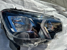 Laden Sie das Bild in den Galerie-Viewer, Frontscheinwerfer Peugeot Rifter 90146195 Rechts Scheinwerfer Headlight