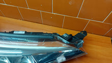 Laden Sie das Bild in den Galerie-Viewer, Frontscheinwerfer Toyota Chr C-Hr 81110-F4180 LED Rechts Scheinwerfer Headlight SCH7388835690pl