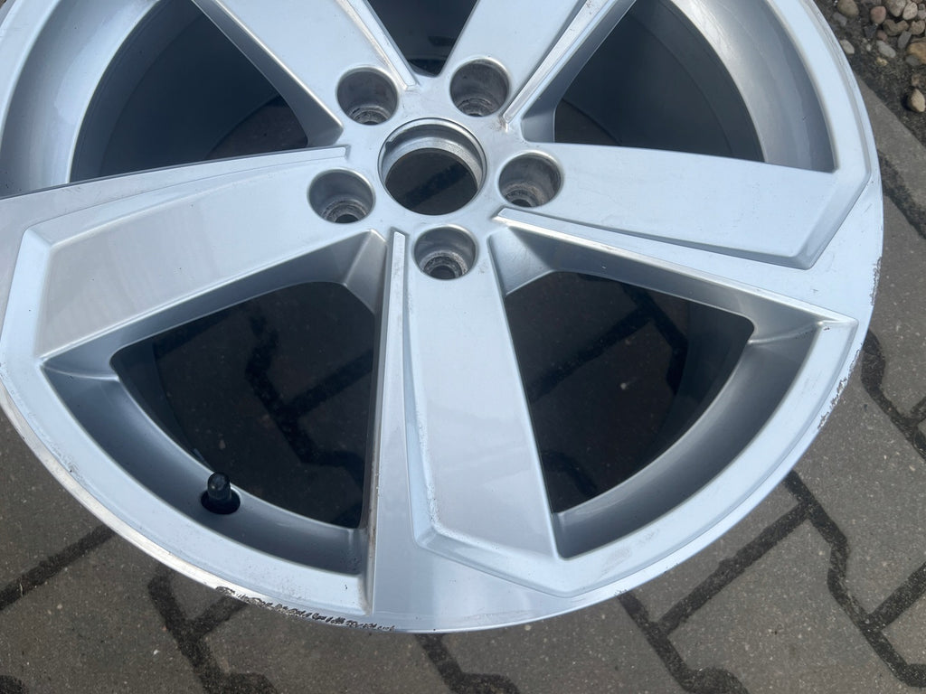 1x Alufelge 18 Zoll 8.0" 5x112 46ET V0601025DF Audi Rim Wheel