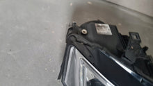 Laden Sie das Bild in den Galerie-Viewer, Frontscheinwerfer Audi A5 8T0941006C Xenon Ein Stück (Rechts oder Links) SCH8520668658es