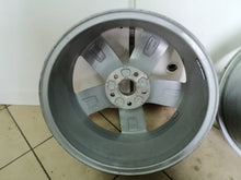 Load image into Gallery viewer, 1x Alufelge 17 Zoll 6.5&quot; 5x112 38ET 5NA071497 VW Tiguan Rim Wheel