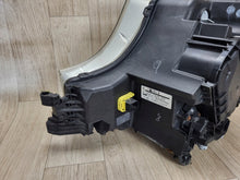 Laden Sie das Bild in den Galerie-Viewer, Frontscheinwerfer Mercedes-Benz A9608200739 Bi-Xenon Rechts Headlight SCH2740041869tf