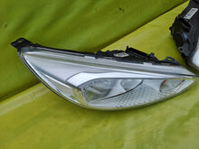 Laden Sie das Bild in den Galerie-Viewer, Frontscheinwerfer Ford Focus F1EB-13W029-AB17 Full LED Rechts oder Links