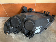 Laden Sie das Bild in den Galerie-Viewer, Frontscheinwerfer Citroën Jumper 1369495080 Rechts Scheinwerfer Headlight SCH5809412402dc