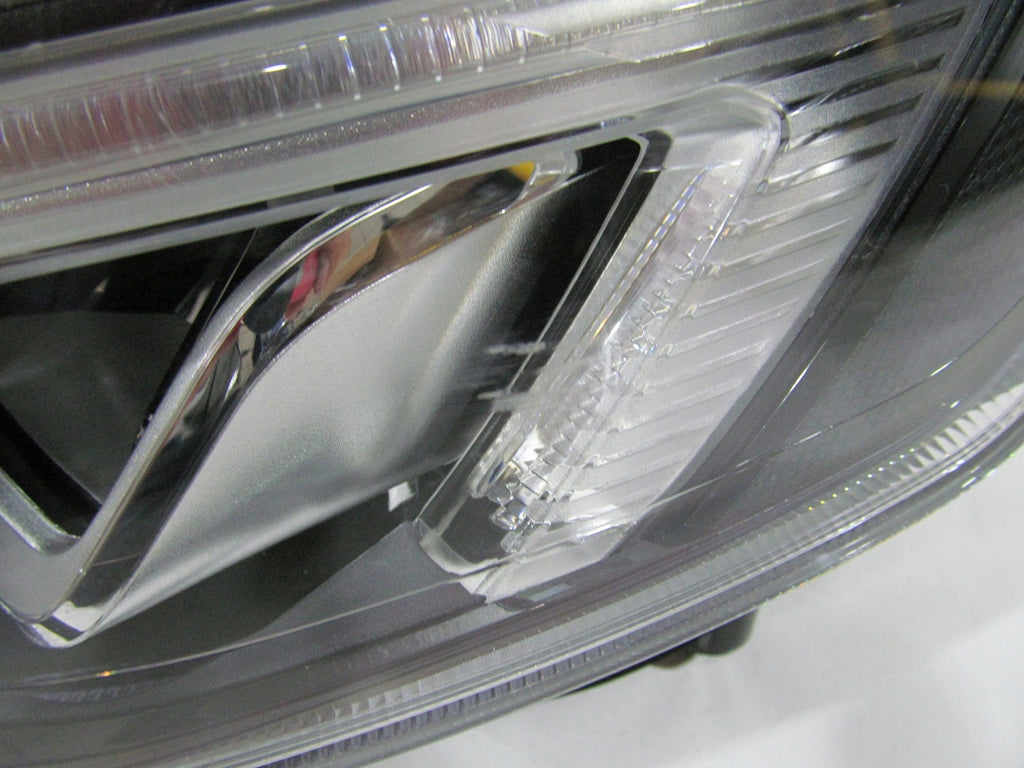 Frontscheinwerfer Ford Focus JX7B-13E015-CE LED Ein Stück (Rechts oder Links) SCH4642071530ql