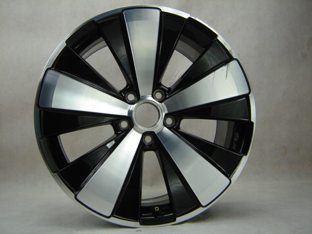 1x Alufelge 18 Zoll 8.0" 5x112 48ET 5C0601025J VW Passat Rim Wheel