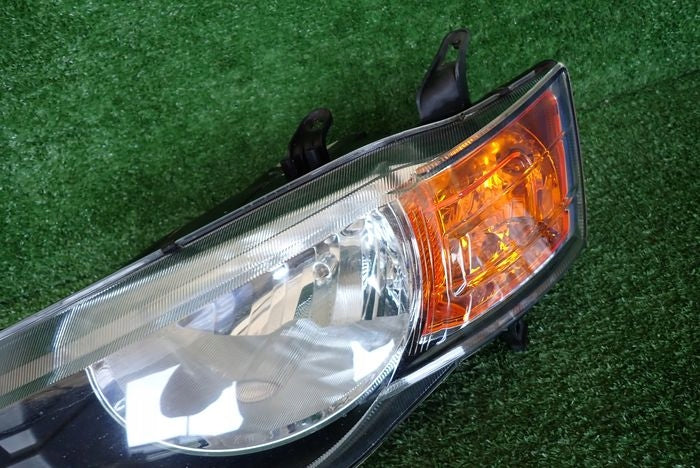 Frontscheinwerfer Mitsubishi Colt I 030124930100 Rechts Scheinwerfer Headlight