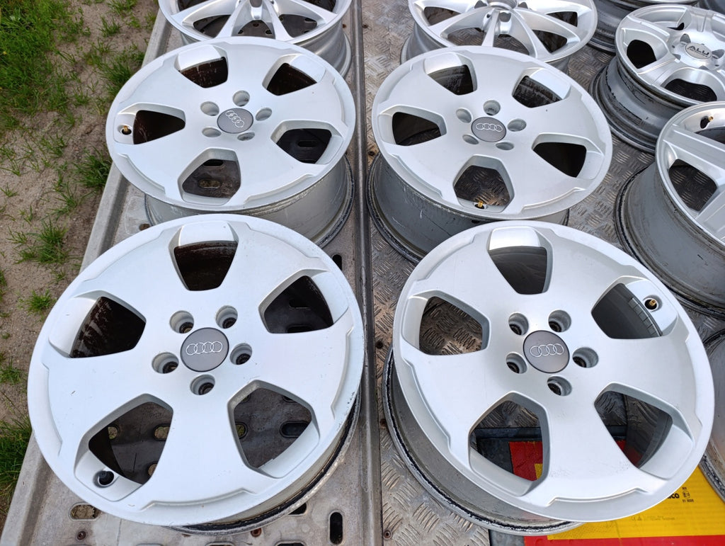 1x Alufelge 17 Zoll 7.5" 5x112 56ET Glanz Silber 8P0601025C Audi A3 Rim Wheel FEL5036485437sd