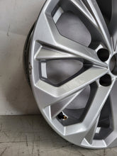 Load image into Gallery viewer, 1x Alufelge 17 Zoll 7.5&quot; 5x112 38ET 8W0601025L Audi Rim Wheel