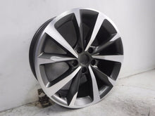 Laden Sie das Bild in den Galerie-Viewer, 1x Alufelge 18 Zoll 7.5" 5x112 46ET Matt Graphit 5FA601025E Audi Leon Rim Wheel FEL9084210455sx