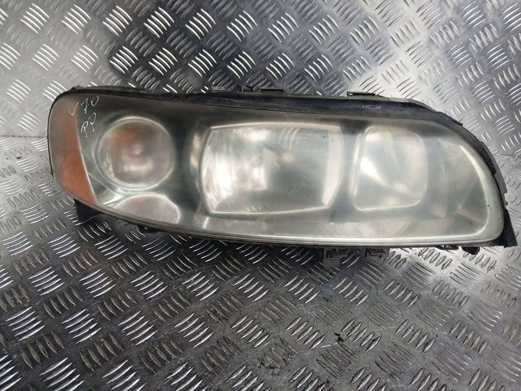 Frontscheinwerfer Volvo V70 II 30698836 Rechts Scheinwerfer Headlight